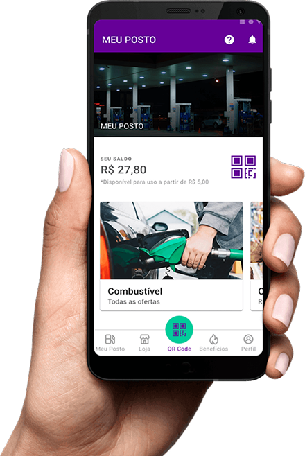 Mão segurando smartphone